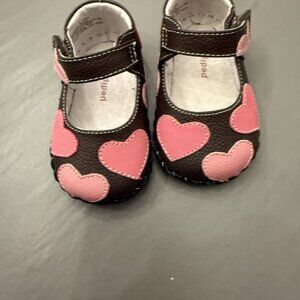 pediped Originals girl's shoe with hearts